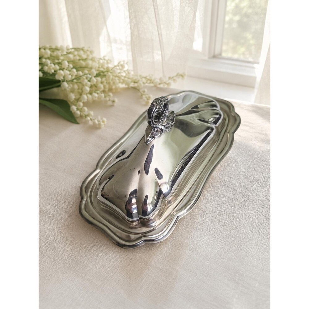 Vintage Guildcraft Silversmiths Silverplate Covered Butter Dish Glass Insert
